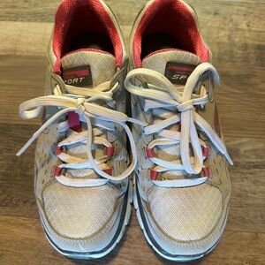 Skechers Pink, white and gray Sneakers with memory foam